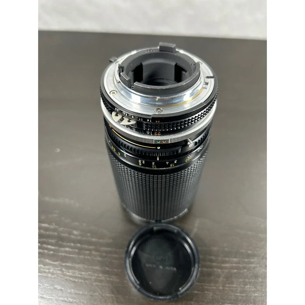 Nikon Zoom-NIKKOR 35-200mm f/3.5-4.5 Ai-S Manual Focus Lens 210530